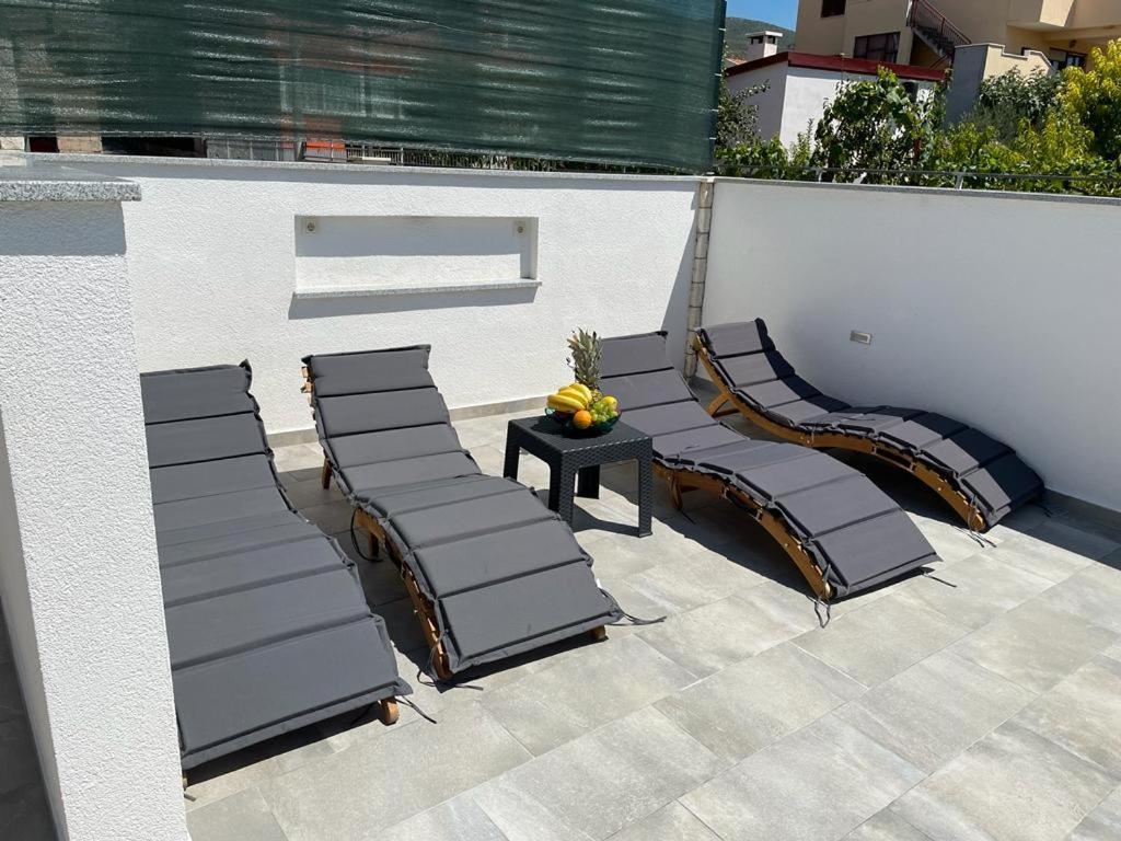 Apartment Edita Plano Trogir エクステリア 写真