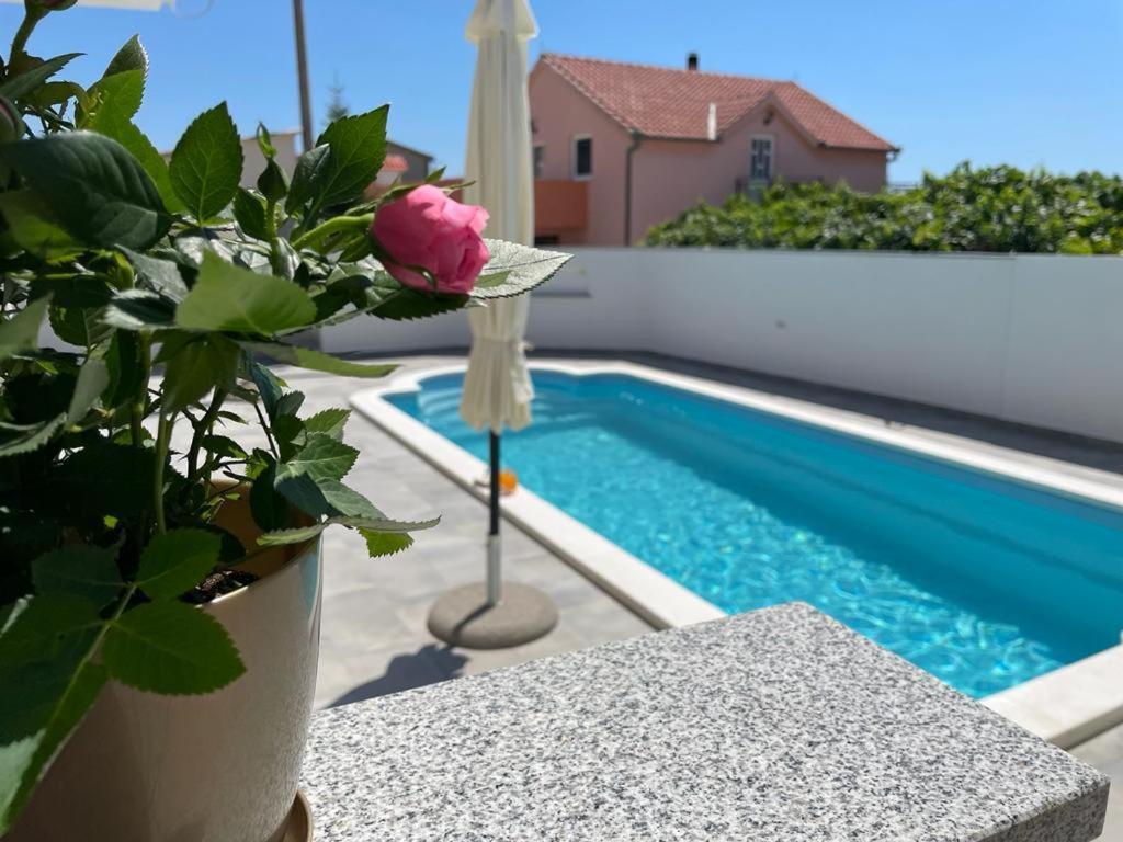 Apartment Edita Plano Trogir エクステリア 写真