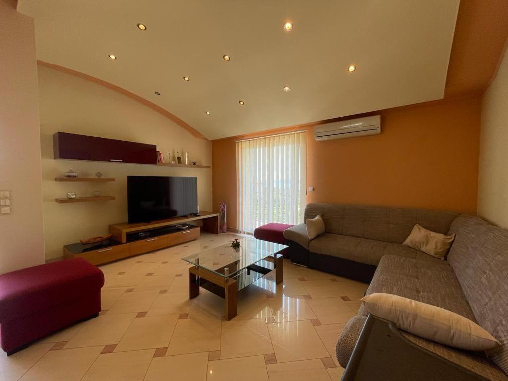 Apartment Edita Plano Trogir エクステリア 写真