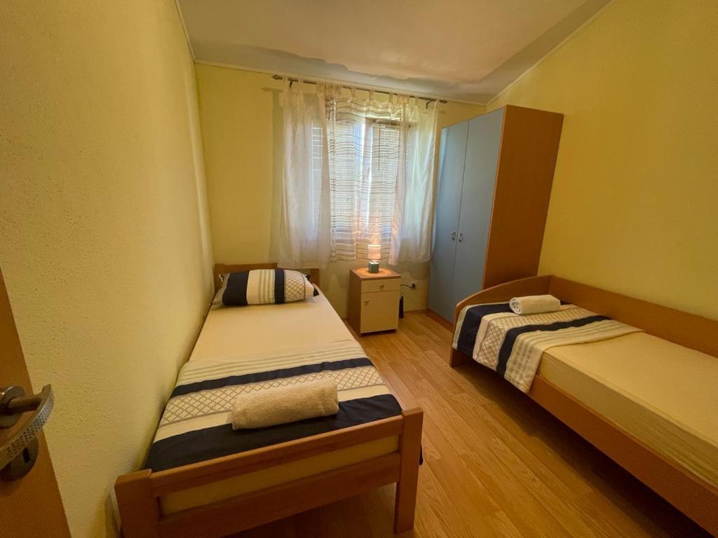 Apartment Edita Plano Trogir エクステリア 写真