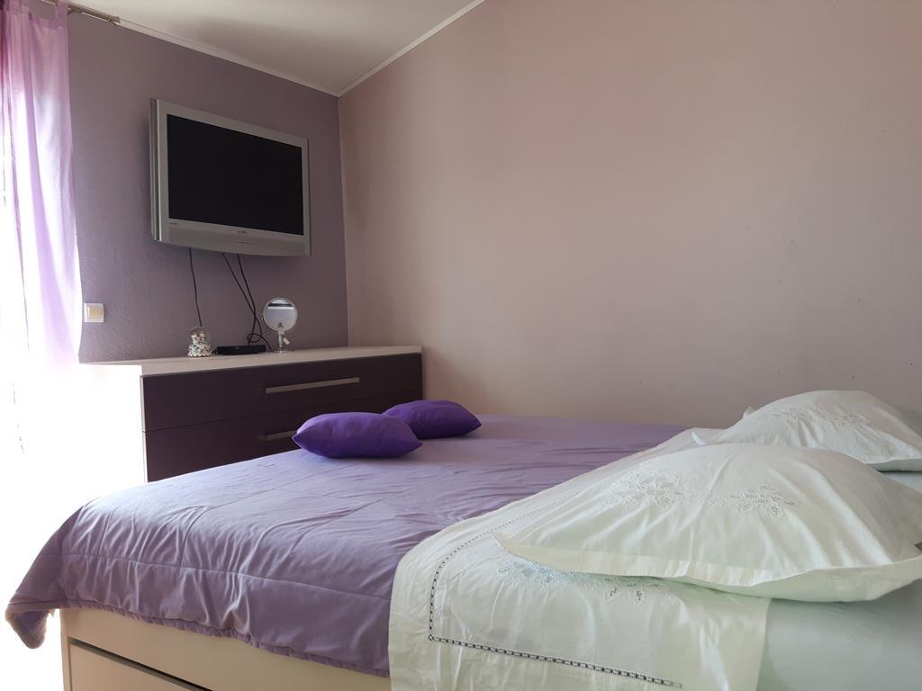 Apartment Edita Plano Trogir エクステリア 写真